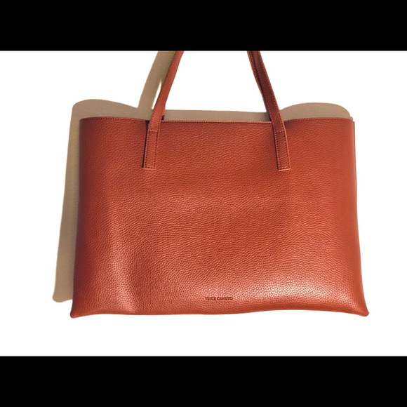 ♦️SOLD♦️Vince Camuto luck tote - Picture 4 of 8